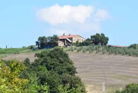 Le Ghiandaie Farmház Fabro